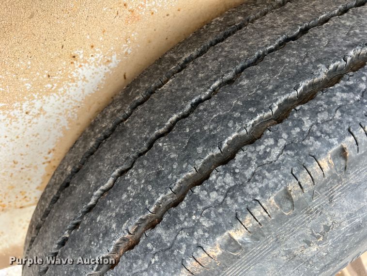 image for item MQ9861 2000 Keifer  reel trailer