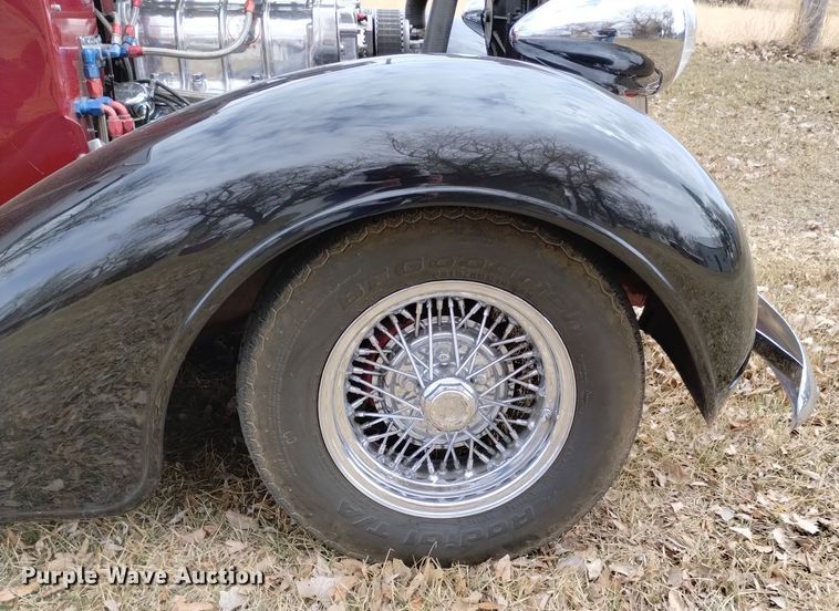 image for item MR9749 1936 Plymouth P2