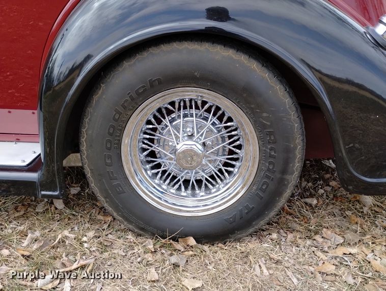 image for item MR9749 1936 Plymouth P2