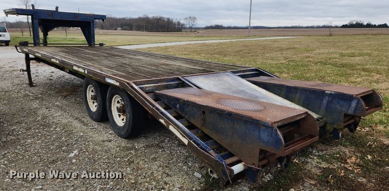 image for item MW9538 1997 Loadmaster  equipment trailer