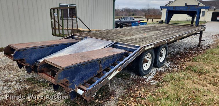 image for item MW9538 1997 Loadmaster  equipment trailer