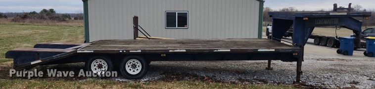 image for item MW9538 1997 Loadmaster  equipment trailer