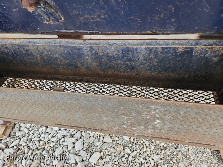 image for item MW9538 1997 Loadmaster  equipment trailer