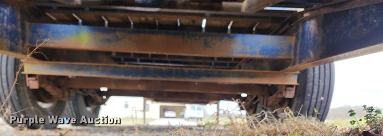 image for item MW9538 1997 Loadmaster  equipment trailer