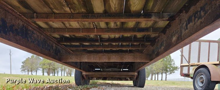 image for item MW9538 1997 Loadmaster  equipment trailer