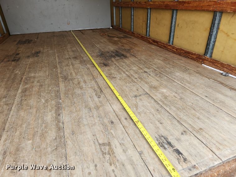 image for item MW9542 2003 Ford E350 Super Duty  box truck