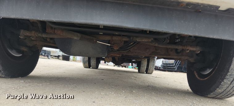 image for item MW9542 2003 Ford E350 Super Duty  box truck