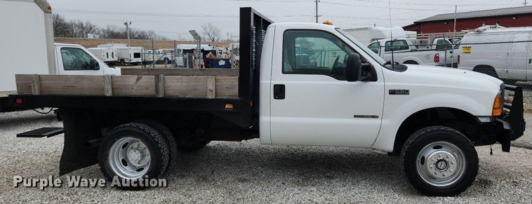 image for item MW9548 2000 Ford F550 Super Duty XL  flatbed truck