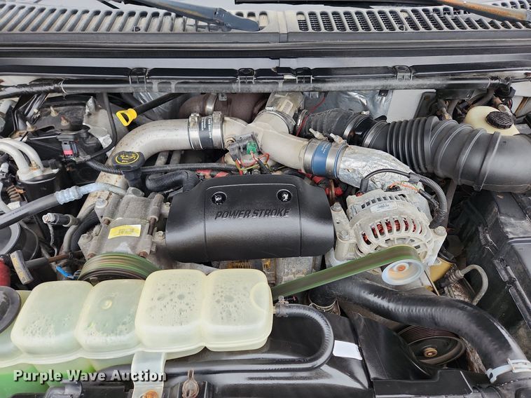 image for item MW9548 2000 Ford F550 Super Duty XL  flatbed truck