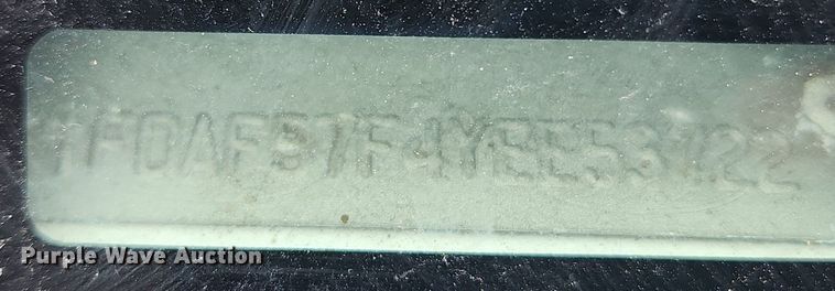 image for item MW9548 2000 Ford F550 Super Duty XL  flatbed truck