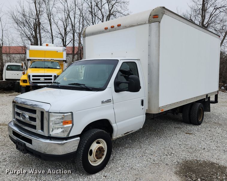image for item MW9551 2013 Ford E450 Super Duty  box truck