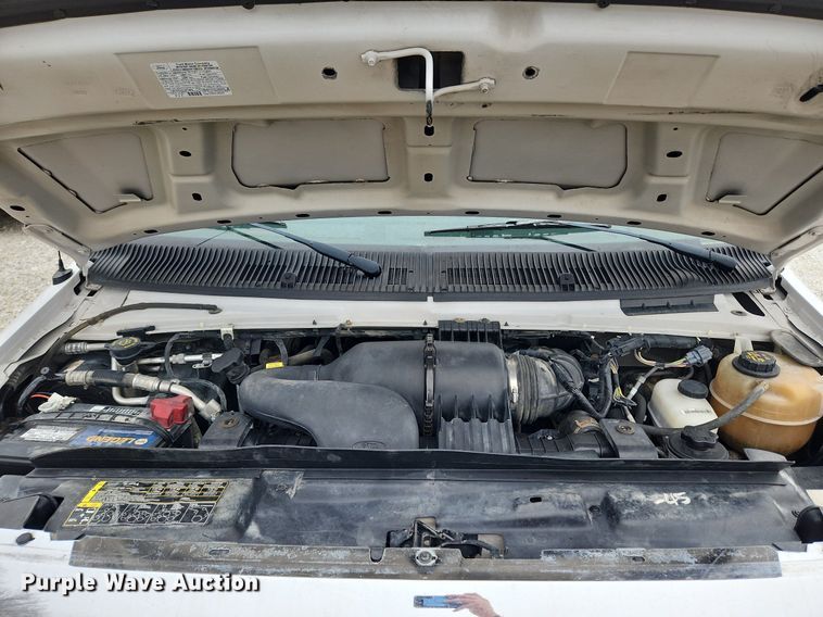 image for item MW9551 2013 Ford E450 Super Duty  box truck