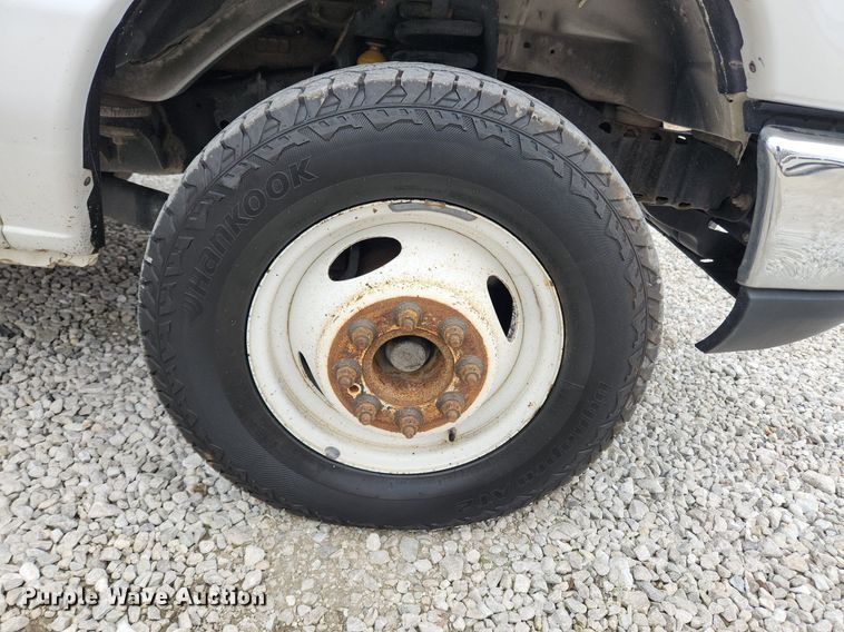 image for item MW9551 2013 Ford E450 Super Duty  box truck