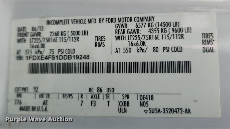 image for item MW9551 2013 Ford E450 Super Duty  box truck