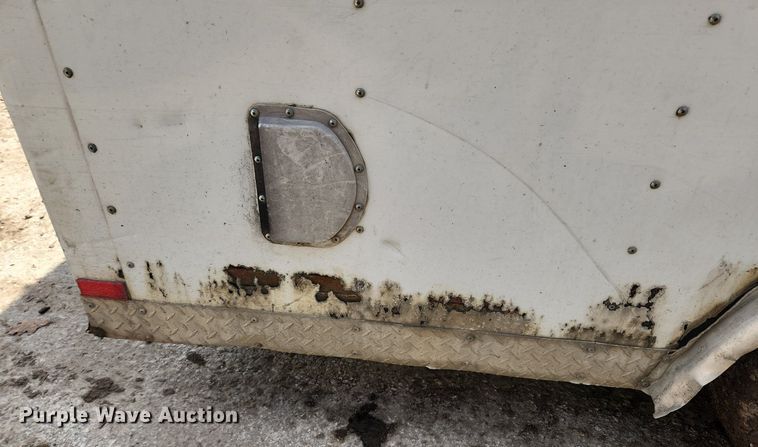 image for item MW9561 2011 Doolittle  enclosed cargo trailer