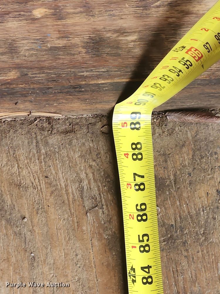 image for item MW9561 2011 Doolittle  enclosed cargo trailer