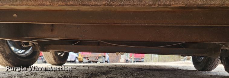 image for item MW9561 2011 Doolittle  enclosed cargo trailer