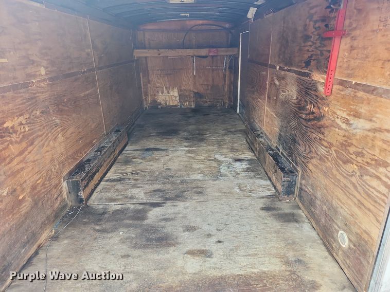 image for item MW9562 2012 Doolittle  enclosed cargo trailer