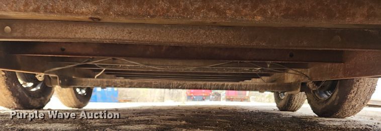 image for item MW9562 2012 Doolittle  enclosed cargo trailer