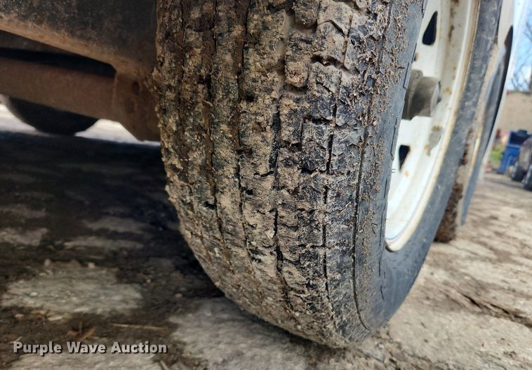 image for item MW9562 2012 Doolittle  enclosed cargo trailer