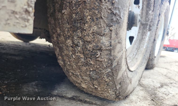 image for item MW9562 2012 Doolittle  enclosed cargo trailer