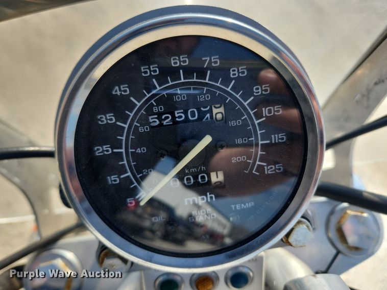 image for item MW9578 1996 Honda Shadow VT1100C2  motorcycle