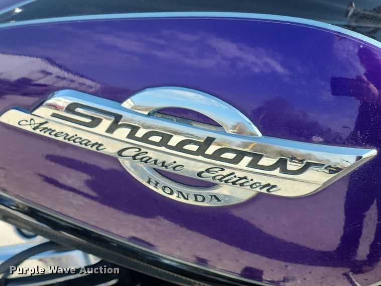 image for item MW9578 1996 Honda Shadow VT1100C2  motorcycle