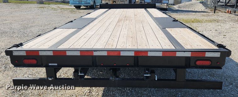 image for item MW9579 2020 Sure-Trac  equipment trailer