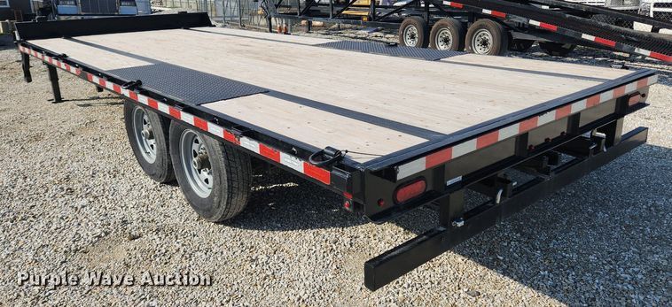 image for item MW9579 2020 Sure-Trac  equipment trailer