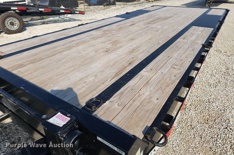 image for item MW9579 2020 Sure-Trac  equipment trailer