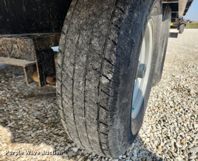 image for item MW9579 2020 Sure-Trac  equipment trailer