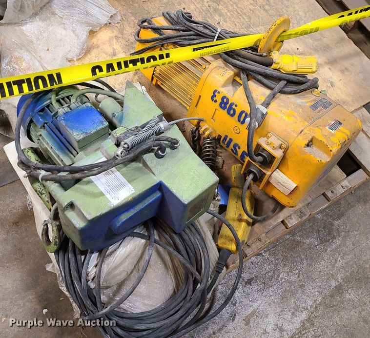 image for item MX9540 (9) hoists