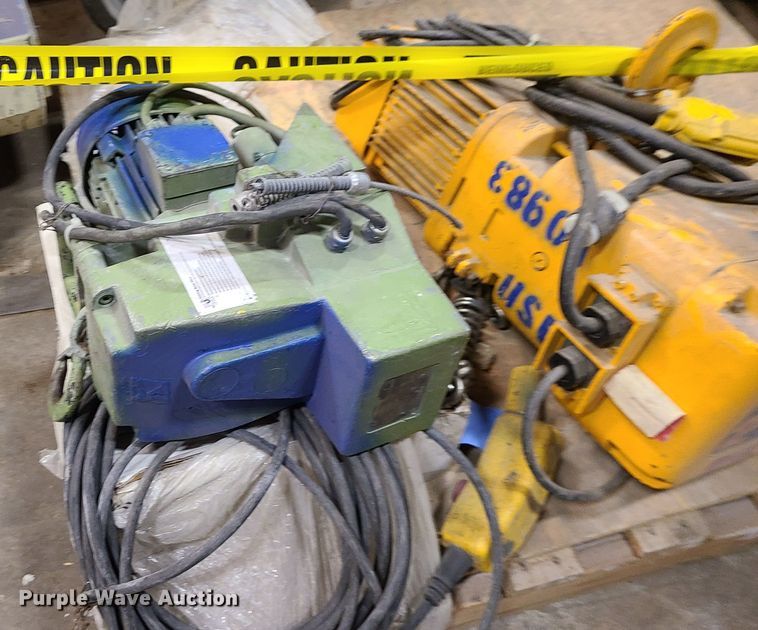 image for item MX9540 (9) hoists