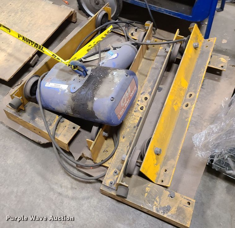 image for item MX9540 (9) hoists