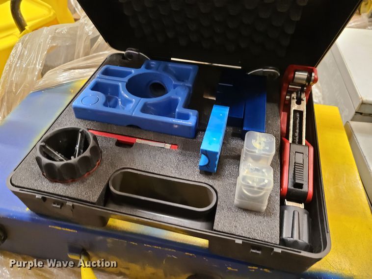 image for item MX9546 Tools