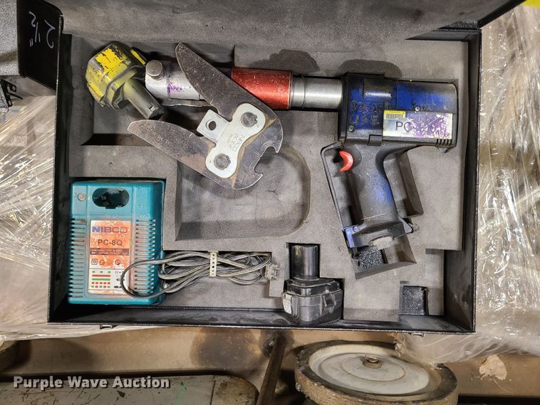 image for item MX9548 Tools