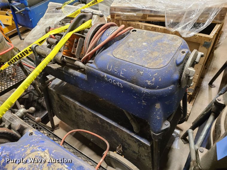 image for item MX9549 (6) Ridgid pipe threaders