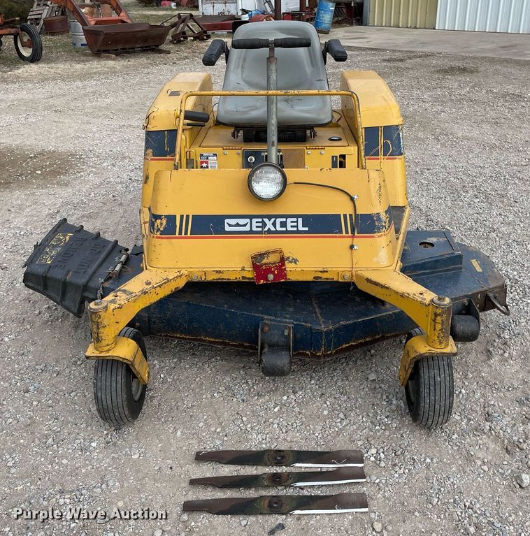 image for item MY9130 Excel 2500 Compact ZTR lawn mower