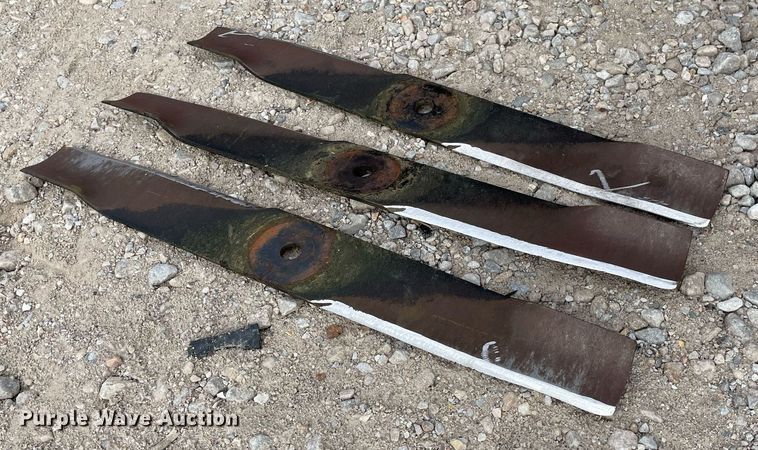 image for item MY9130 Excel 2500 Compact ZTR lawn mower