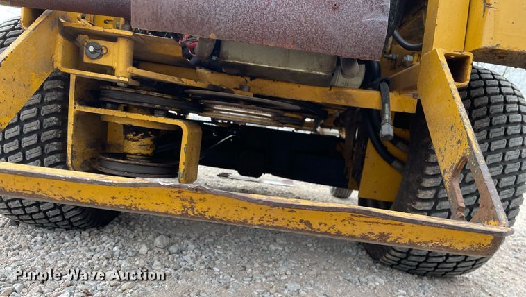 image for item MY9130 Excel 2500 Compact ZTR lawn mower