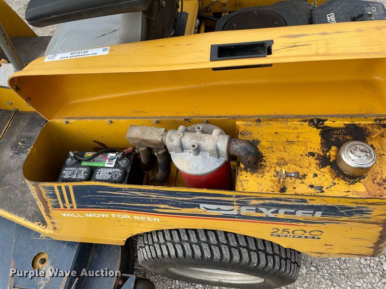 image for item MY9130 Excel 2500 Compact ZTR lawn mower