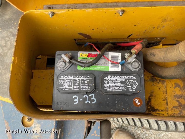 image for item MY9130 Excel 2500 Compact ZTR lawn mower