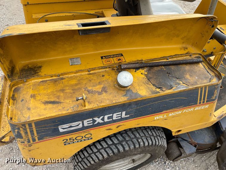 image for item MY9130 Excel 2500 Compact ZTR lawn mower