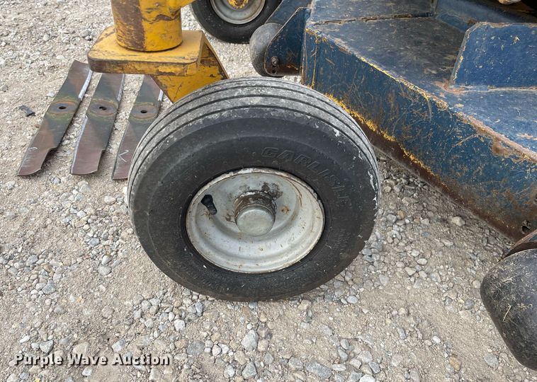 image for item MY9130 Excel 2500 Compact ZTR lawn mower