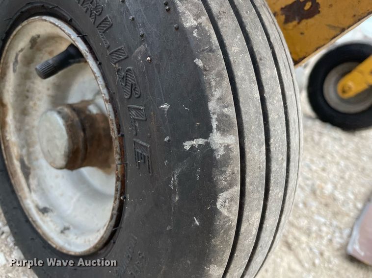 image for item MY9130 Excel 2500 Compact ZTR lawn mower