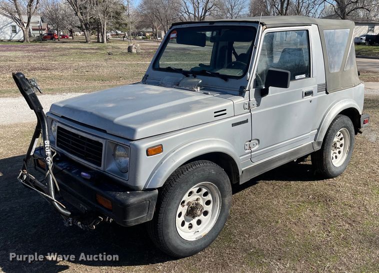 image for item MY9146 1988 Suzuki Samurai  SUV