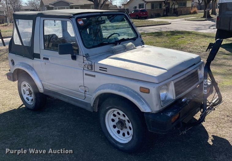 image for item MY9146 1988 Suzuki Samurai  SUV