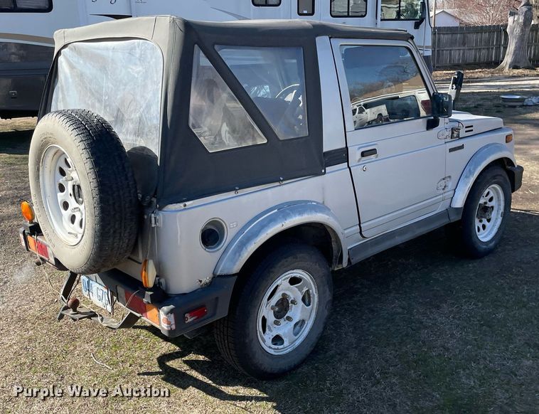 image for item MY9146 1988 Suzuki Samurai  SUV