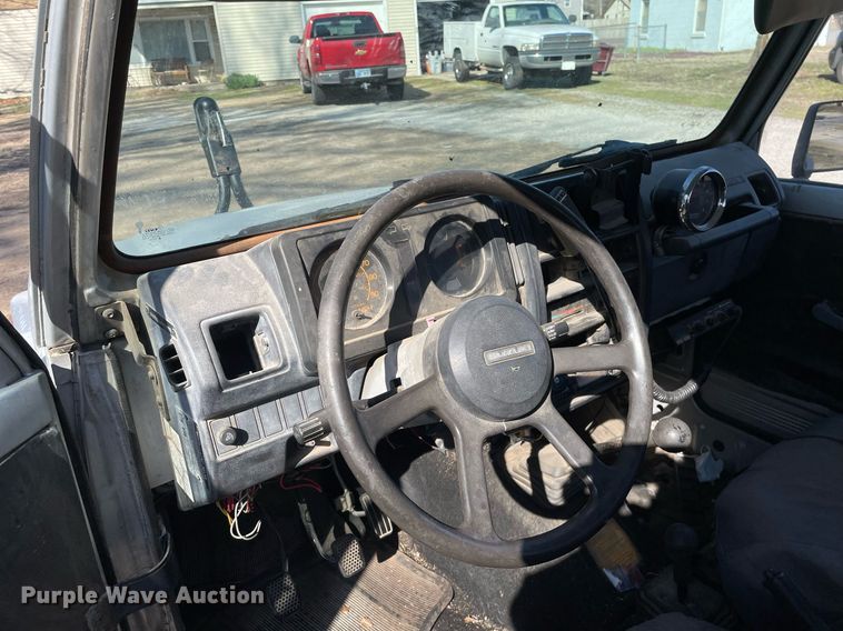 image for item MY9146 1988 Suzuki Samurai  SUV