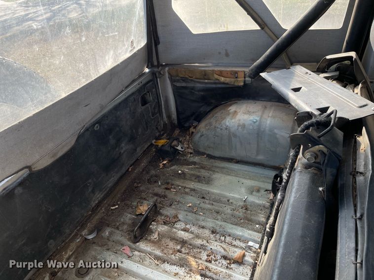 image for item MY9146 1988 Suzuki Samurai  SUV